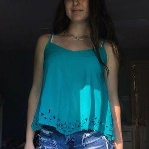 turquoise tank top